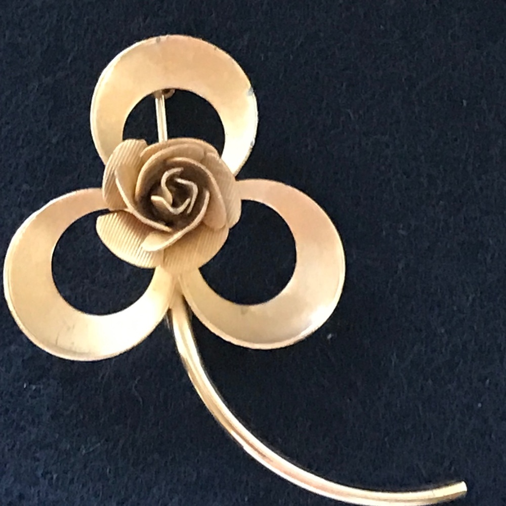 Vintage 12k GF Signed INC Rose/Clover Design Brooch